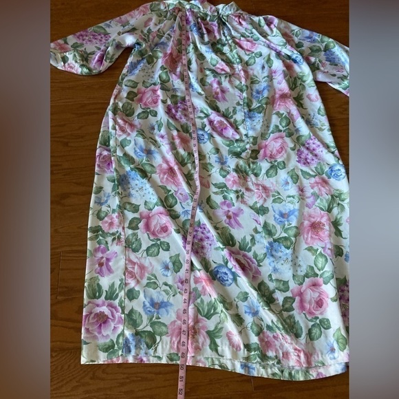 Vintage Brownstone Studio New York Robe Size Medium Floral - Picture 7 of 10